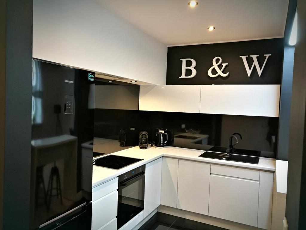 Apartment Black&white Apartment- Wierzbowa 5