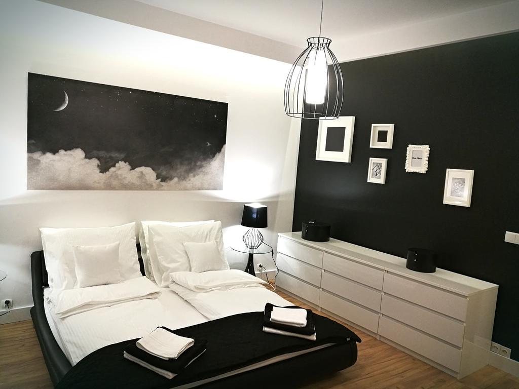 Apartment Black&white Apartment- Wierzbowa 5 *