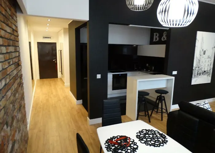 Black&White Apartment- Wierzbowa 5