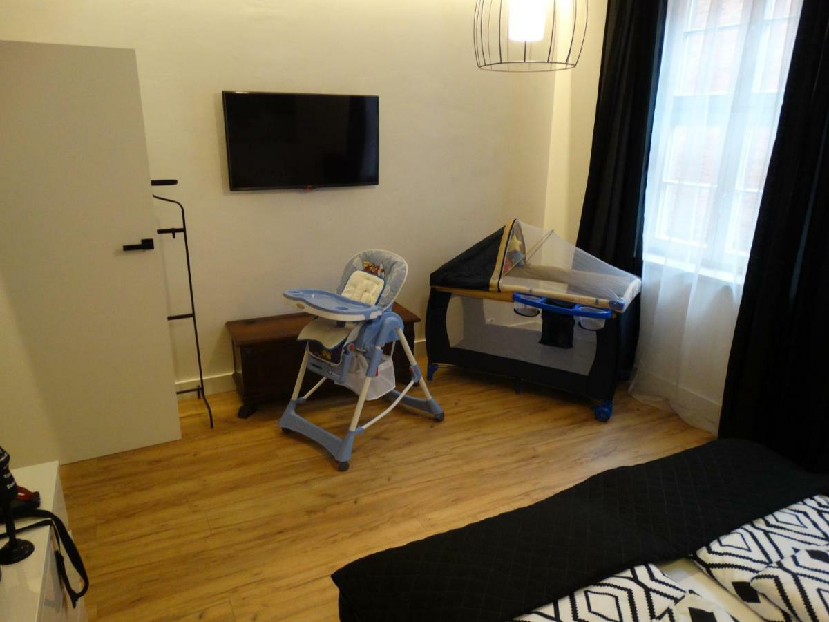 Black&white Apartment- Wierzbowa 5